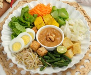 Cara Bikin Bumbu Gado-Gado Siram