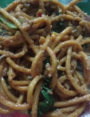 Cara Buat Bumbu Kacang Mie Lidi