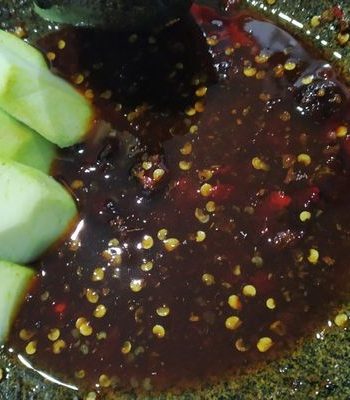 Cara Buat Bumbu Rujak Gula Merah